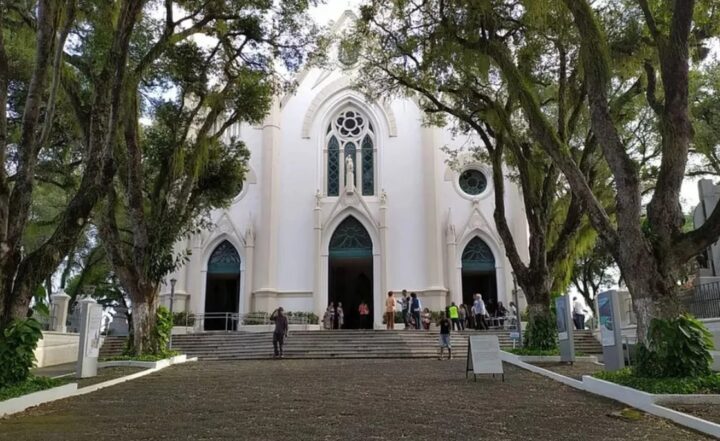 Confira a programação de missas durante o Dia de Finados em Salvador