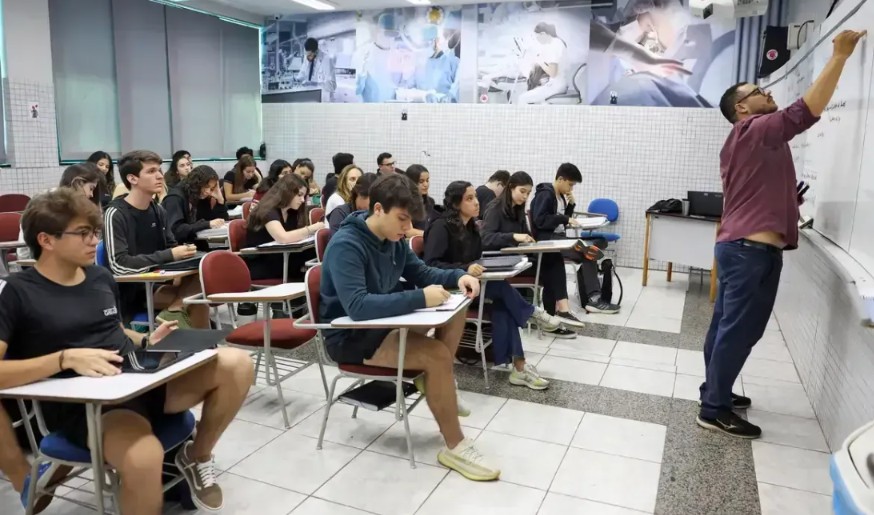 Mais de 5 milhões de estudantes farão a prova do Enem no próximo fim de semana