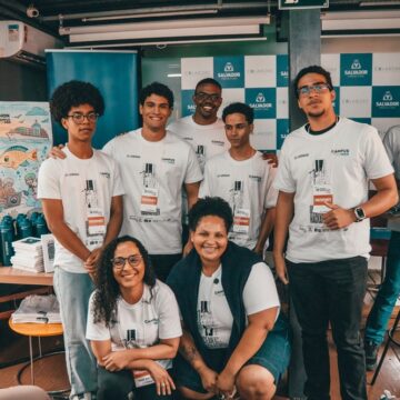Jovens baianos buscam patrocínio para representar o Brasil em competição de inovação na França