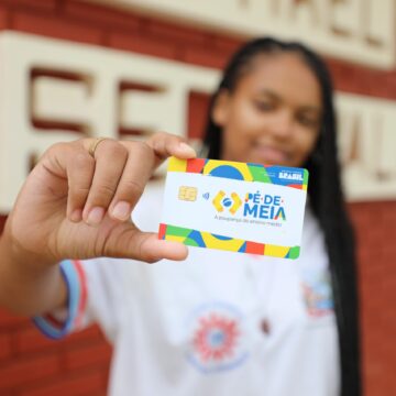 Pé-de-Meia oferece incentivo extra de R$ 200 para estudantes que fizerem o Enem 2026