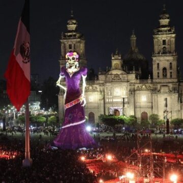 Cidade do México inaugura maior Catrina do mundo, com 33,4 metros de altura