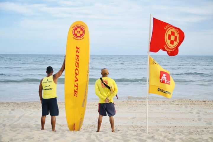 Salvamar orienta população sobre condições para banho de mar no fim de semana