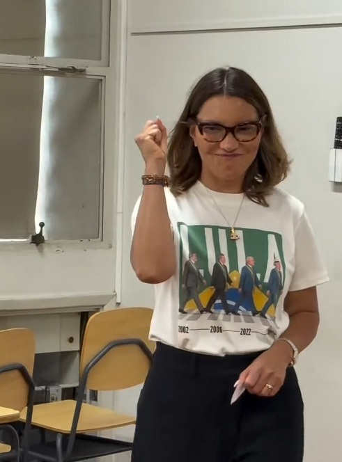 Primeira-dama Janja vota em São Paulo: “Pelo futuro do nosso país”