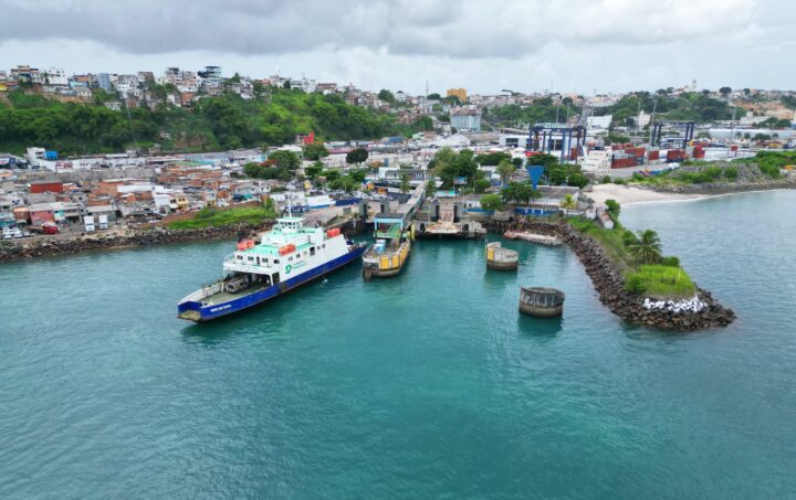 Ferry-Boat espera receber mais de 99 mil passageiros no feriadão; veja horários e operação