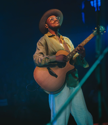 Jota.pê faz show em Salvador com álbum vencedor de três Grammys Latinos