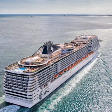 MSC Divina abre sequência de grandes navios de cruzeiro em Salvador; confira a programação