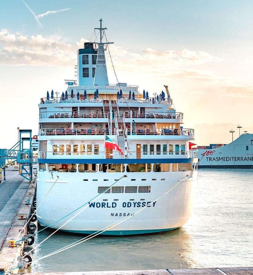 Navio que funciona como universidade flutuante abre temporada de cruzeiros em Salvador; conheça o World Odyssey