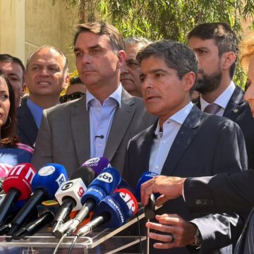 ACM Neto anuncia apoio a Flávio Bolsonaro e promete mobilização na Bahia: “Precisamos mudar o nosso País”