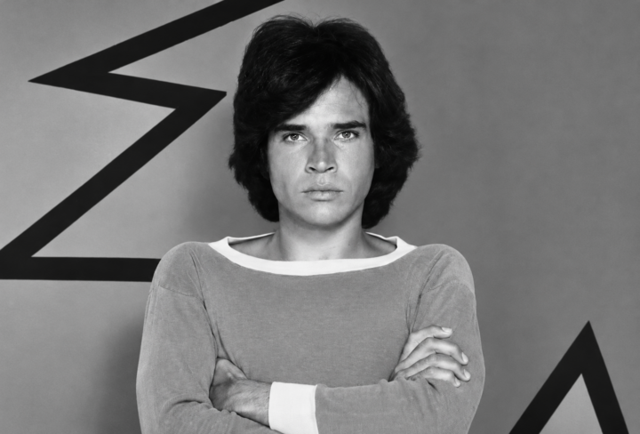 Morre Michael Gray, astro da série ‘Shazam!’ que interpretou o jovem Capitão Marvel, aos 75 anos