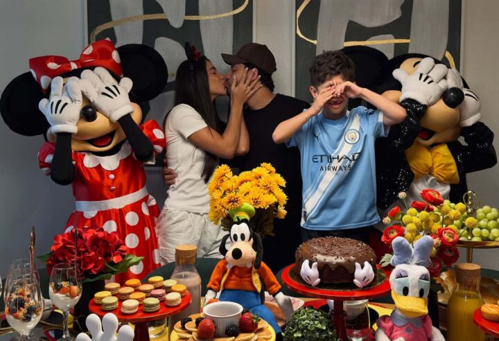 Filho de Marília Mendonça e Murilo Huff ganha café da manhã temático da Disney nos EUA; veja