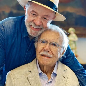 Presidente Lula encontra José Sarney antes de seguir para ato de campanha na Bahia
