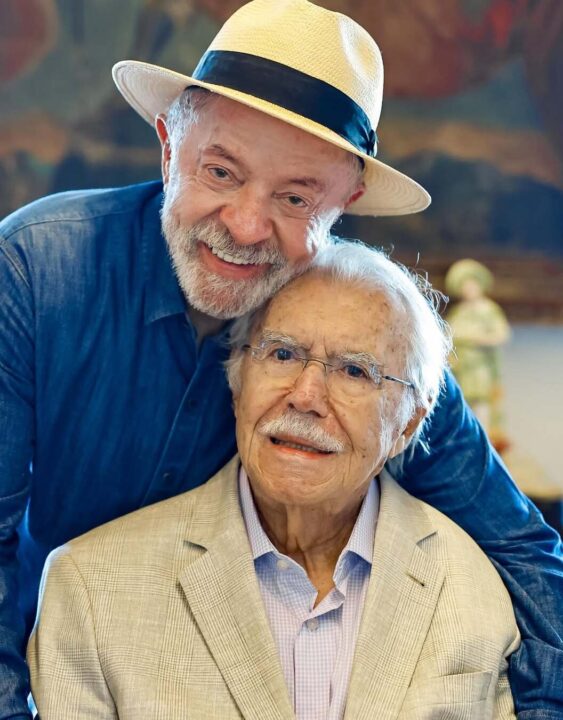 Presidente Lula encontra José Sarney antes de seguir para ato de campanha na Bahia