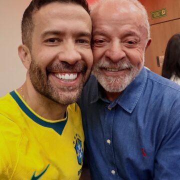 Após eleição, André Janones anuncia novos planos para o canal “Exército do Lula”