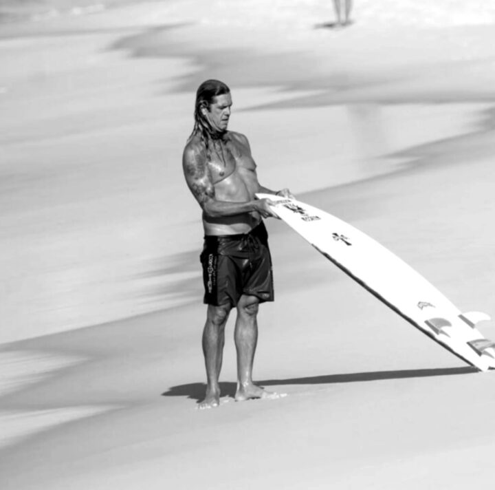 Quem foi Dadá Figueiredo, ícone do surfe brasileiro que morreu aos 61 anos