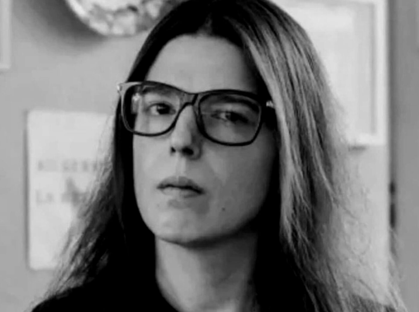 Morre Camila Kfouri, filha do jornalista Juca Kfouri, aos 48 anos
