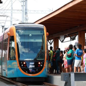 VLT de Salvador transporta 7,6 mil passageiros durante o segundo turno das eleições