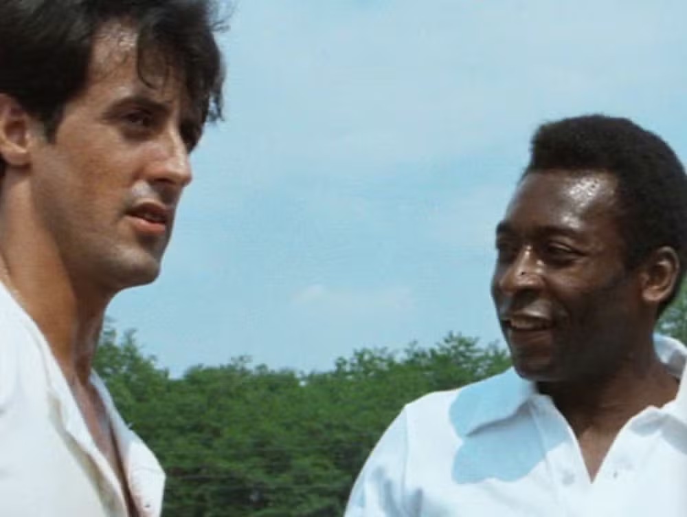 Sylvester Stallone relembra momento inusitada com Pelé: ‘Quebrou meu dedo mindinho’