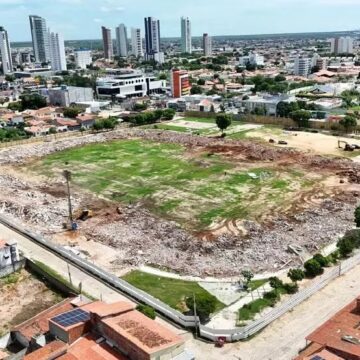 Tradicional estádio é demolido e dá lugar a arena luxuosa com shopping