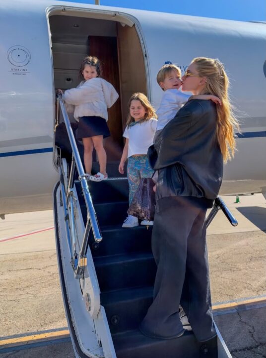 Virginia viaja com os filhos para reencontrar Zé Felipe em meio a rumores de término com Vini Jr.