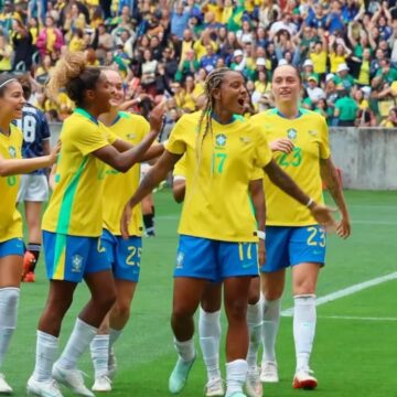 Seleção brasileira feminina vence Argentina por 3 a 1 em estreia no Beira-Rio