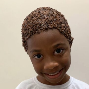 Mãe inova no Dia do Cabelo Maluco, transforma o filho em ‘brigadeiro’ e viraliza