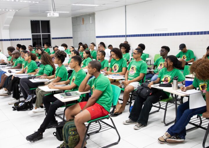 Instituto Steve Biko abre inscrições para aulão pré-ENEM em Salvador
