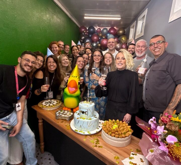 Ana Maria Braga celebra 27 anos do ‘Mais Você’: “Espero que essa história continue por muitos anos”
