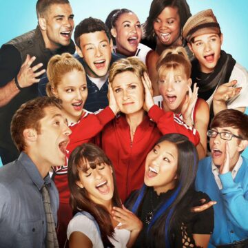 ‘Glee’ vai voltar! Disney+ e Hulu encomendam revival da série musical após 11 anos