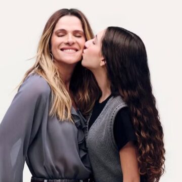Estreando como atriz aos 17 anos, filha de Ingrid Guimarães exalta apoio familiar: ‘Sempre estão lá’