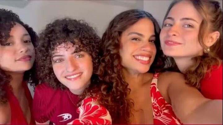 Netas de Chico Buarque e Marieta Severo se reúnem e cantam juntas em show