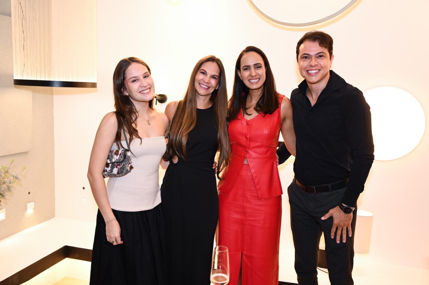 Hilda Beatriz, Dária Lima, Monique Devanie e Rafael Souto