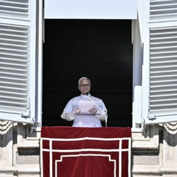 Papa Leão XIV é diagnosticado com câncer no pulmão, informa Vaticano