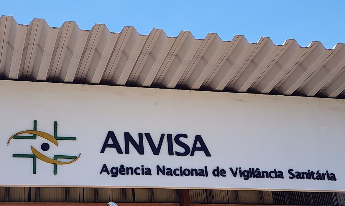 Sabonetes, perfumes e xampus artesanais poderão ser vendidos sem registro; entenda