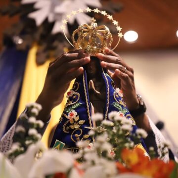 Dia de Nossa Senhora Aparecida terá missas e procissão em Salvador; confira programação