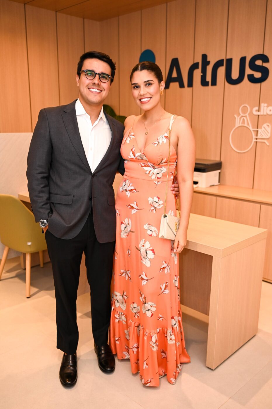 Victor Dantas e Alyne Melo