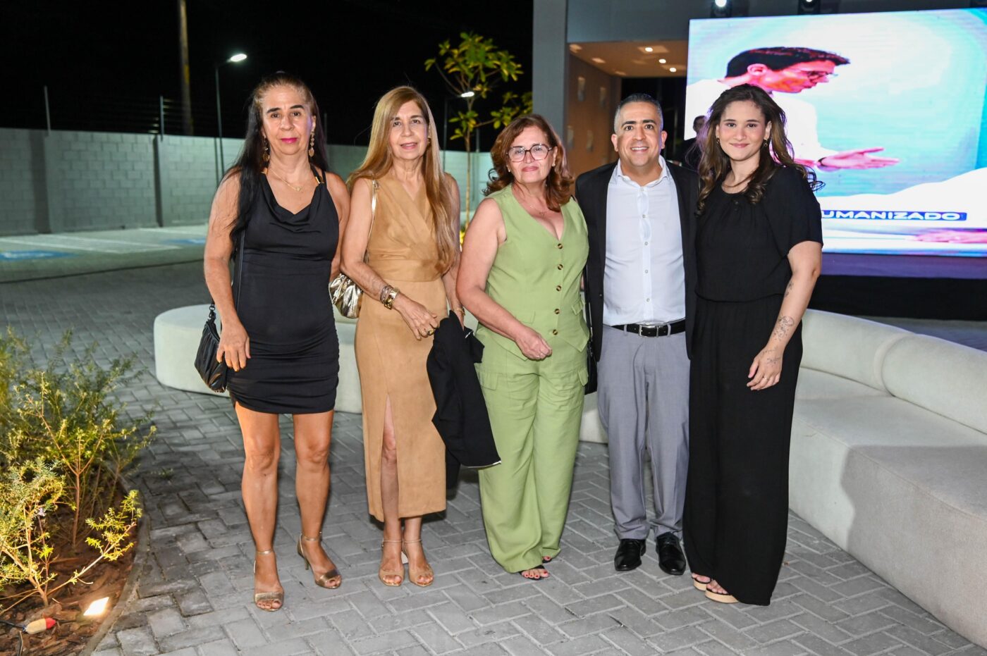 Maria José Falcão, Maria Corina Falcão, Ivonete Xavier, Vitor Falcão e Letícia Xavier