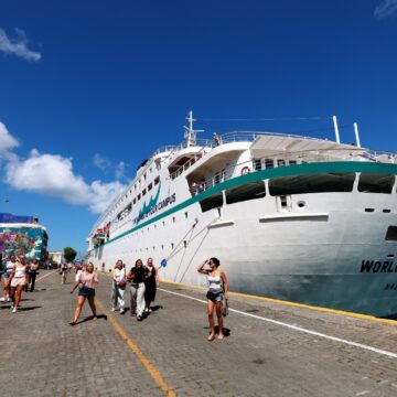 Bahia inicia temporada de cruzeiros com expectativa de 180 mil turistas e R$ 144 milhões na economia