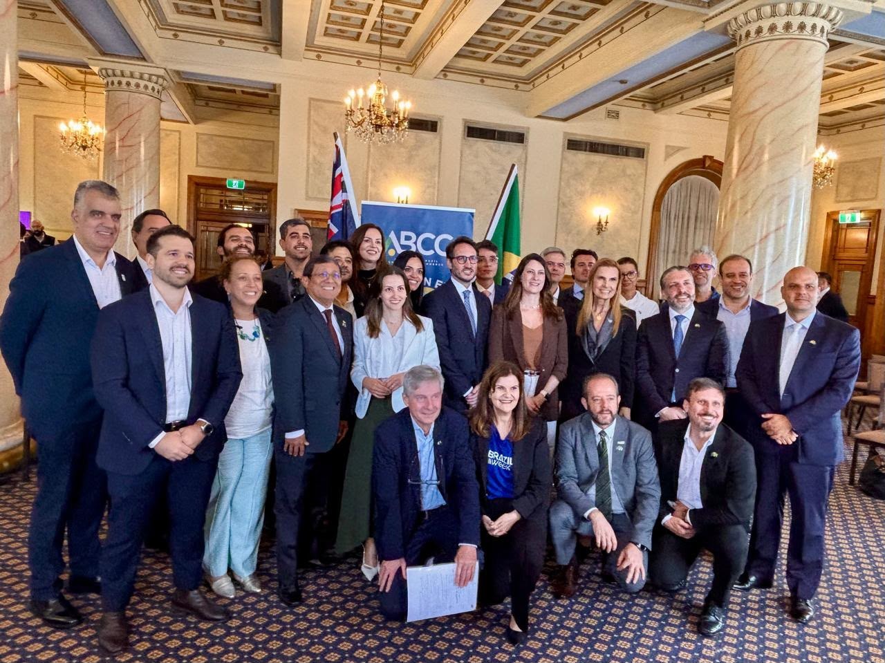 Bahia participa de evento internacional na Austrália para atrair investimentos em mineração
