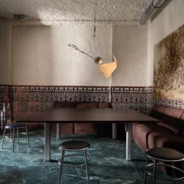 Bar em Madri homenageia avó dos fundadores e tem decoração inspirada em casa de família