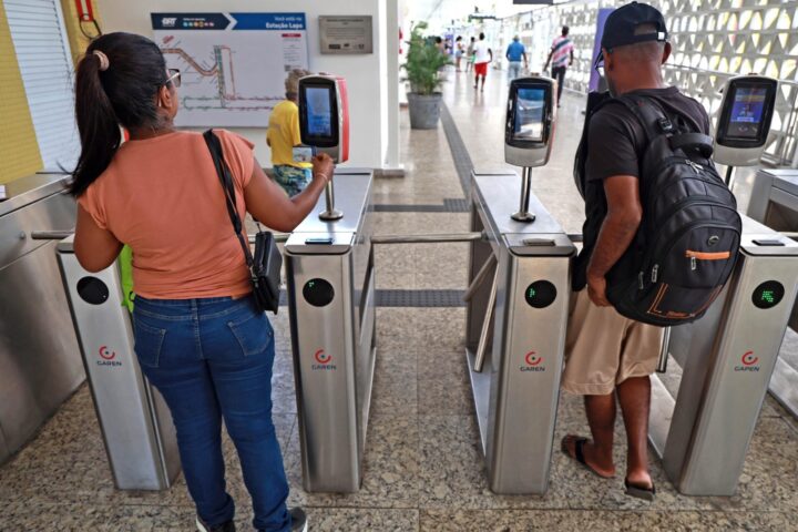 Ônibus de Salvador passarão a aceitar pagamento via QR Code; veja como vai funcionar