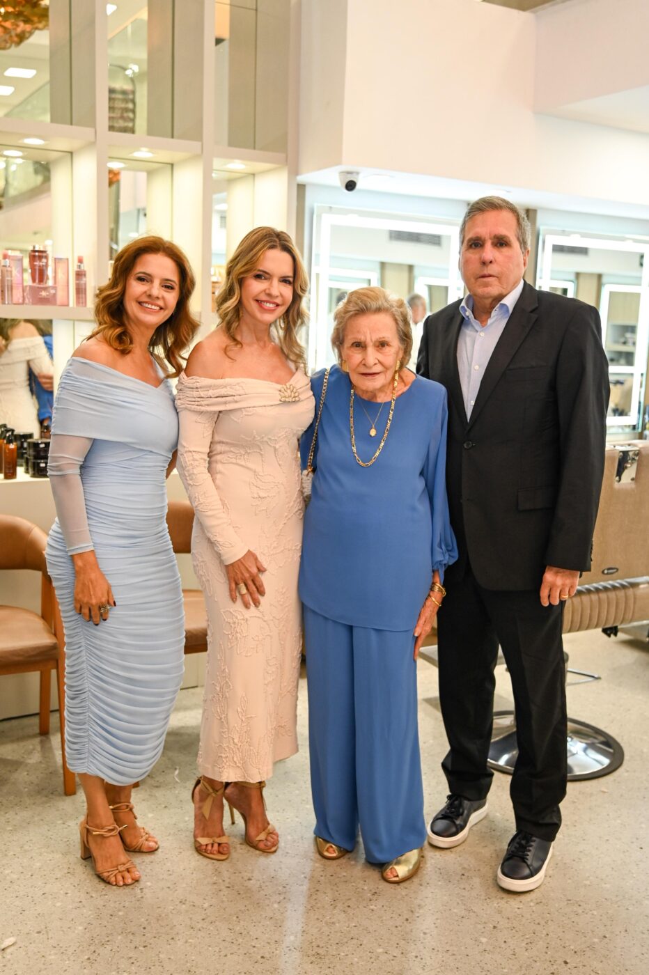 Sara, Sany Sandes, Vilma Matteoni e Antônio Carlos Matteoni