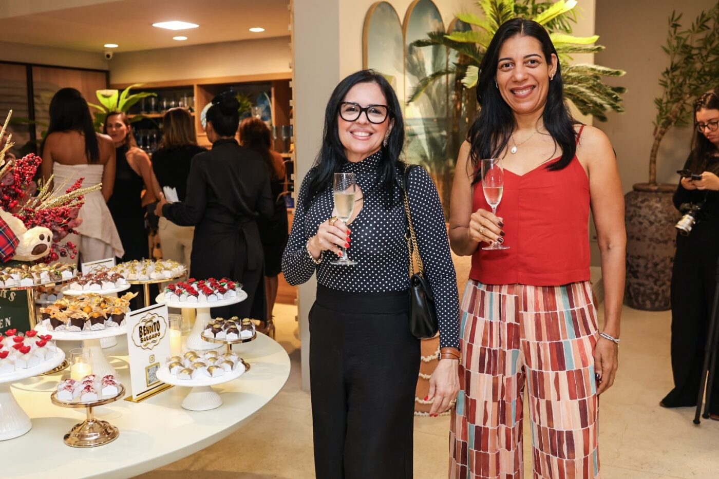 Anna Castro e Karina Saraiva