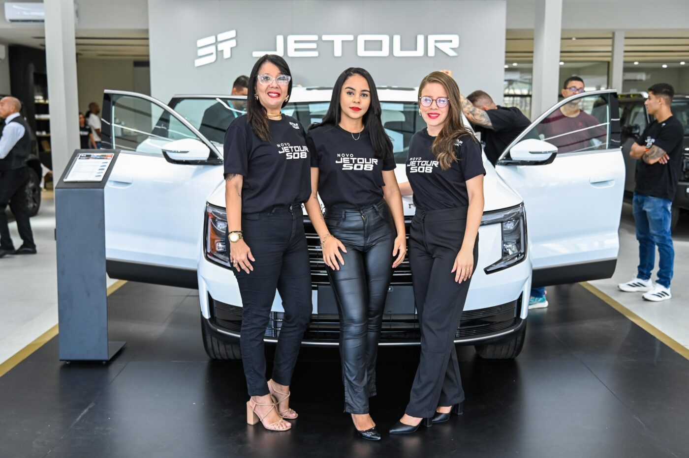 Aline Leão, Alessandra Paiva e Ana Brisa