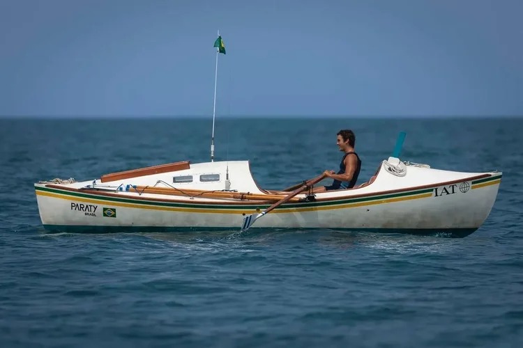 Filme de R$ 30 milhões sobre travessia de Amyr Klink da África à Bahia estreia nesta quinta (29)