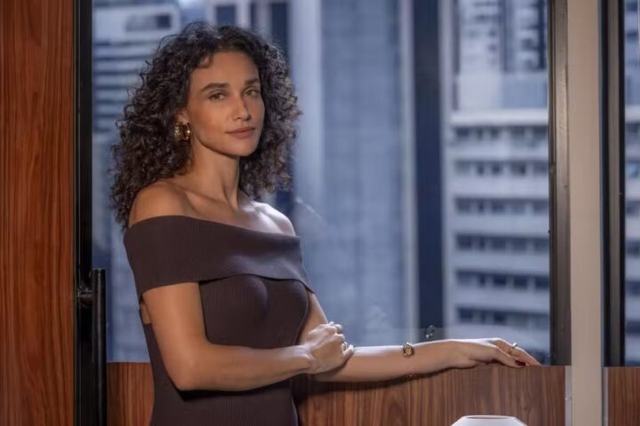 Após sete anos, Débora Nascimento volta às novelas da Globo em “Lá na Minha Terra”