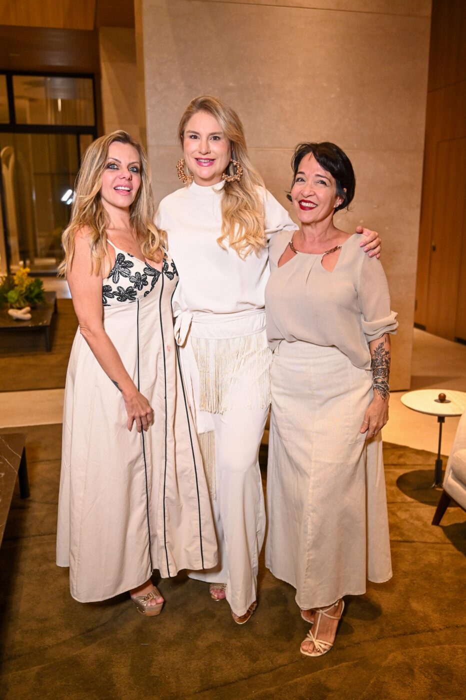 Cininha Lefundes, Larissa Lomanto e Mônica Carvalho