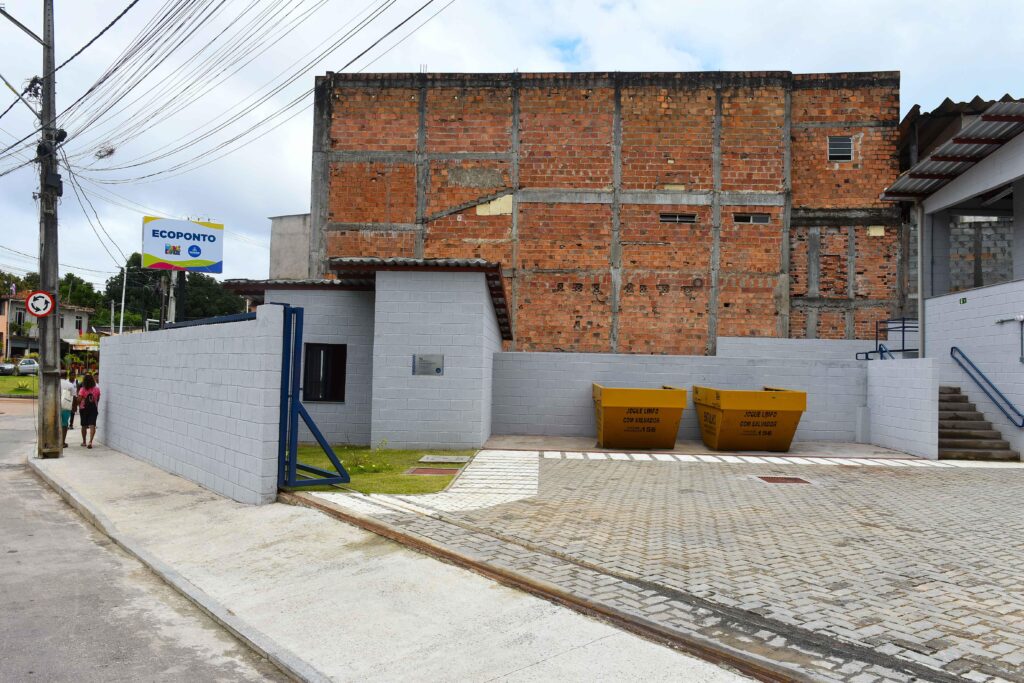 Salvador amplia ecopontos para descarte de móveis e entulho; veja onde ficam