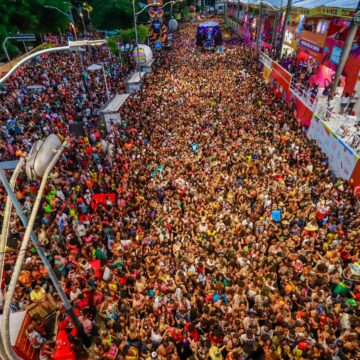 Projeto propõe pontos de apoio com cadeiras de rodas e kits de primeiros socorros no Carnaval de Salvador