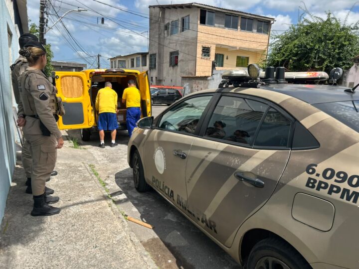 Urnas são escoltadas pela Polícia Militar até locais de votação na Bahia