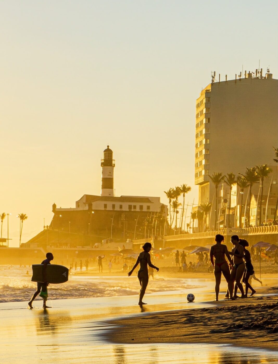 Que calor é esse? Temperatura passa dos 33 °C em Salvador nesta sexta-feira